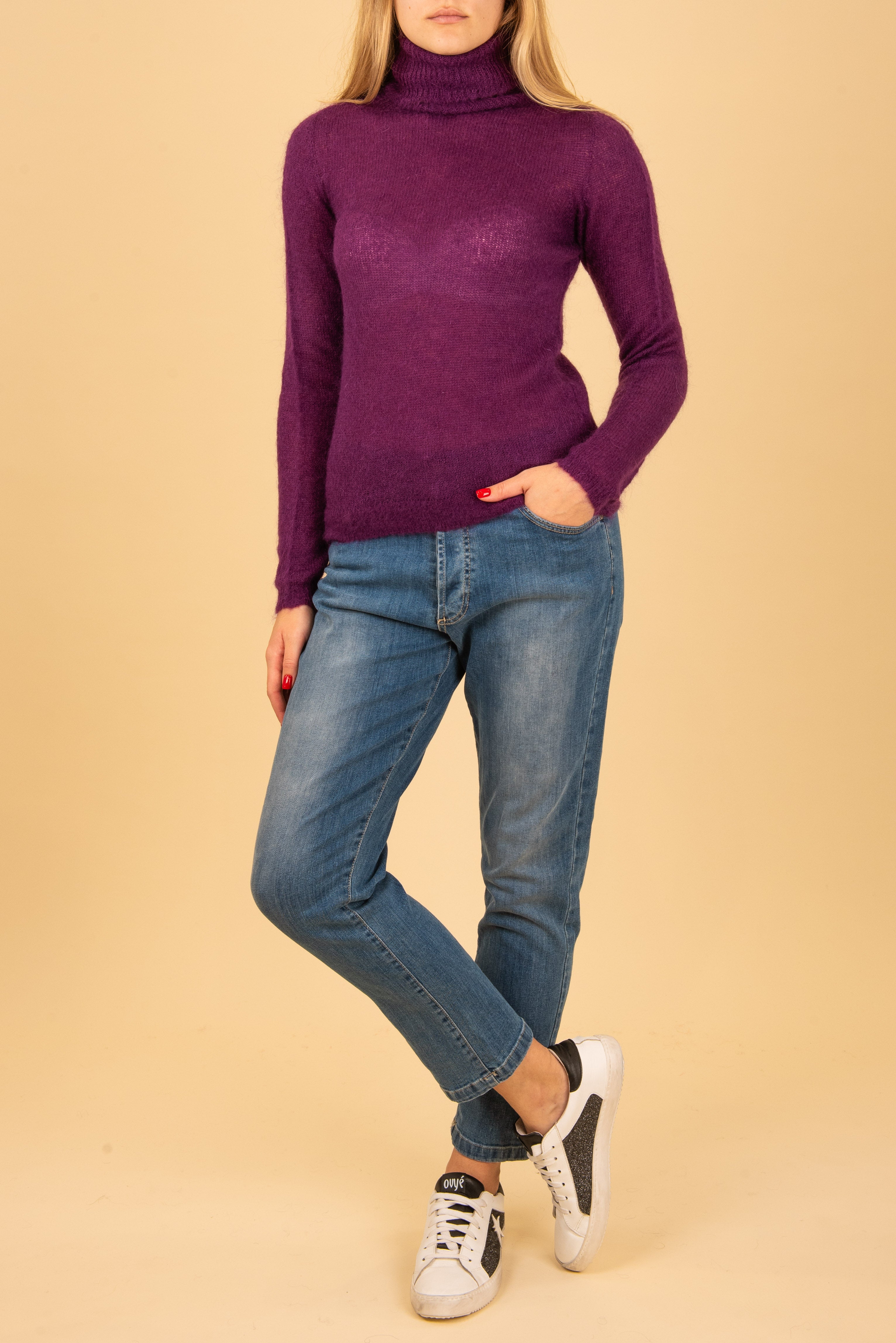 Maglione viola con noccioline in mohair Kontatto